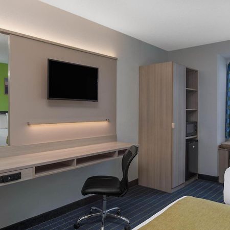 Microtel Inn By Wyndham Lake Norman Cornelius Dış mekan fotoğraf