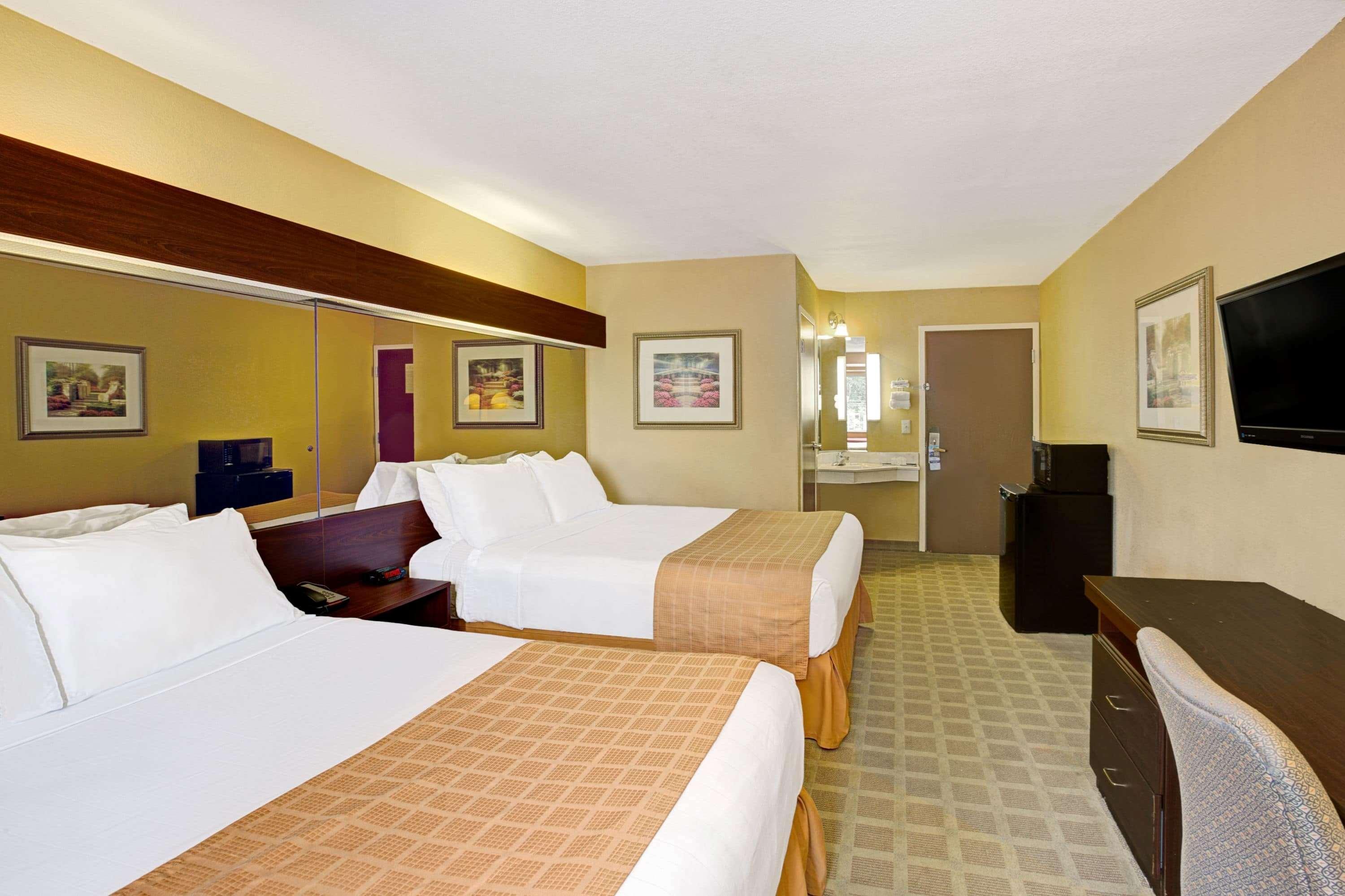 Microtel Inn By Wyndham Lake Norman Cornelius Dış mekan fotoğraf