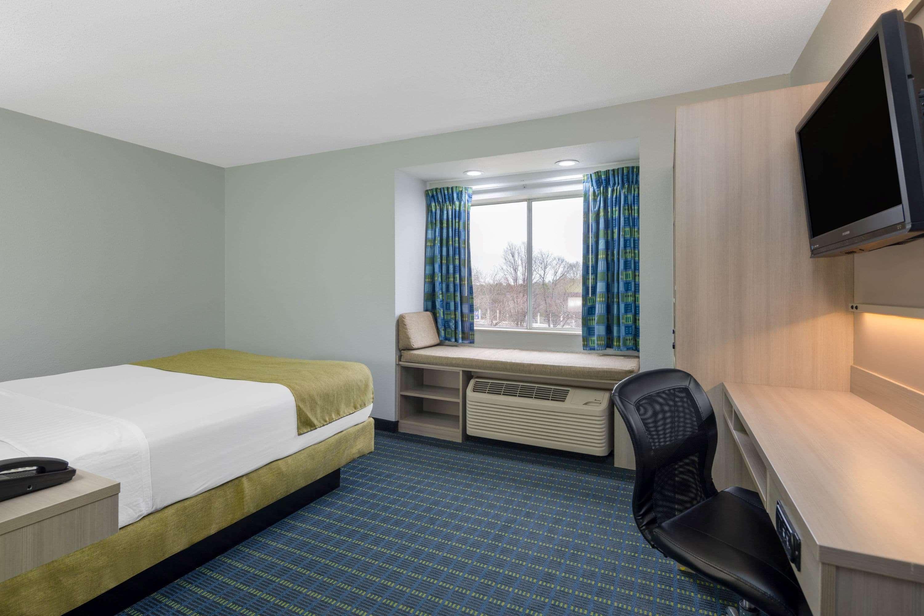 Microtel Inn By Wyndham Lake Norman Cornelius Dış mekan fotoğraf