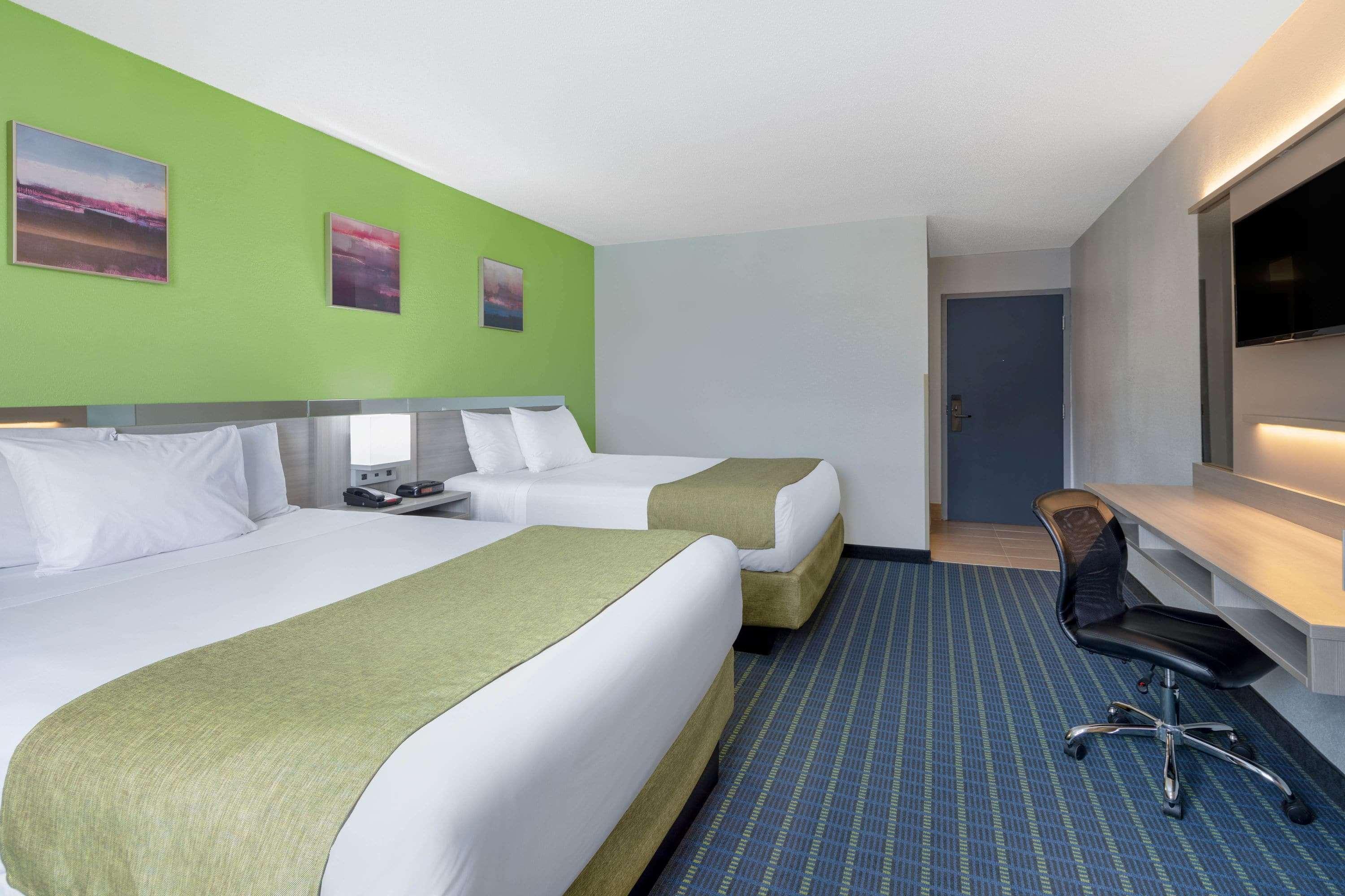 Microtel Inn By Wyndham Lake Norman Cornelius Dış mekan fotoğraf