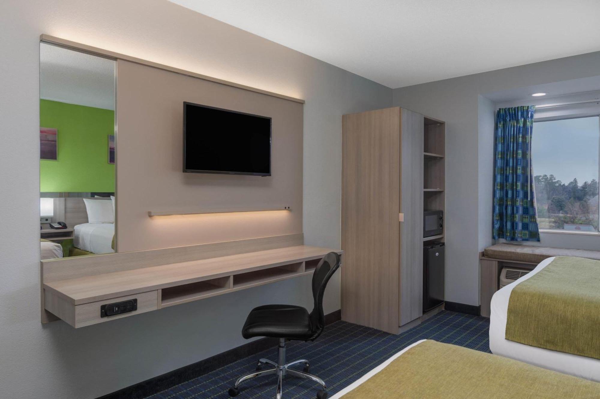 Microtel Inn By Wyndham Lake Norman Cornelius Dış mekan fotoğraf