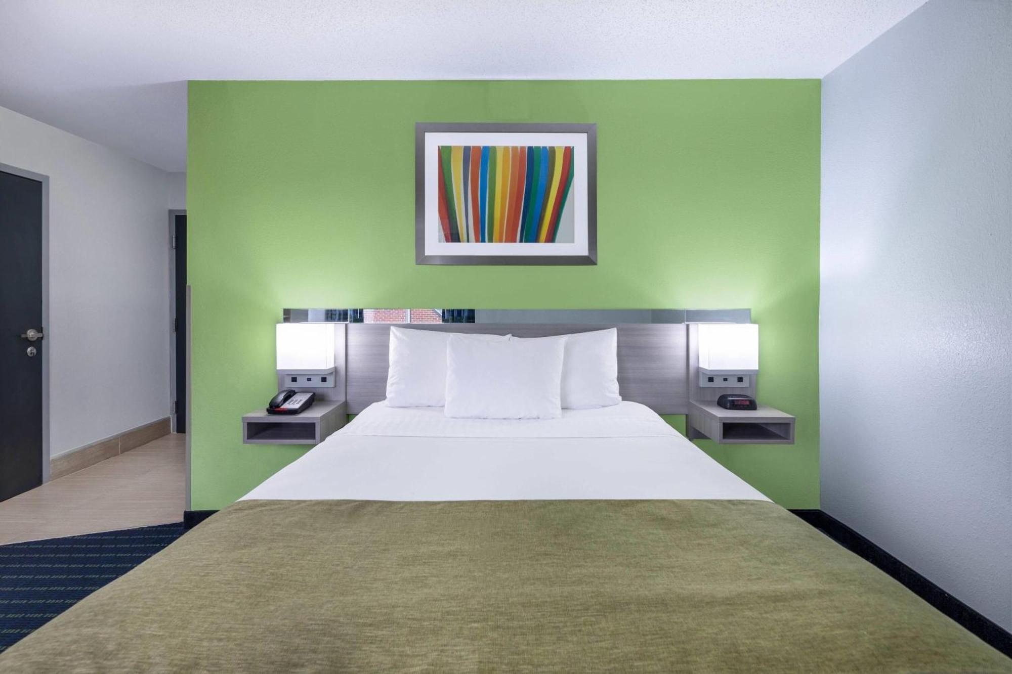 Microtel Inn By Wyndham Lake Norman Cornelius Dış mekan fotoğraf
